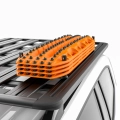 Zestaw montażowy MAXTRAX Flat Bracket Mounting Kit z pinami do mocowania czterech płyt trakcyjnych
