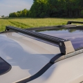 Rowek T-slot w belce dachowej Land Rover Discovery 3/4 do montażu akcesoriów