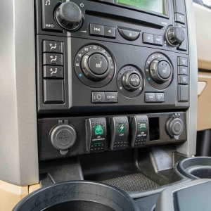 Panel na przełączniki Land Rover Discovery 3